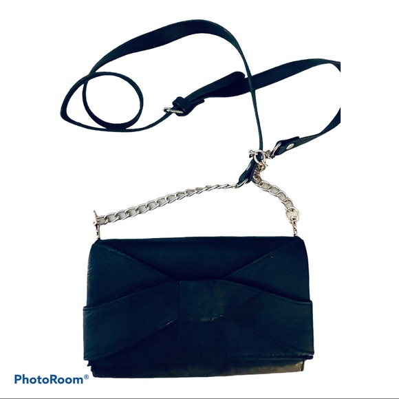 NWT NEIMAN MARCUS Black and Gold Crossbody w/ Bow - Picture 11 of 13